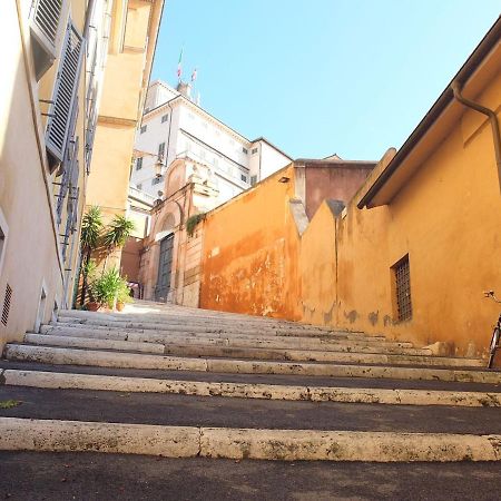 Trevi President'S Apartment Рим Екстериор снимка