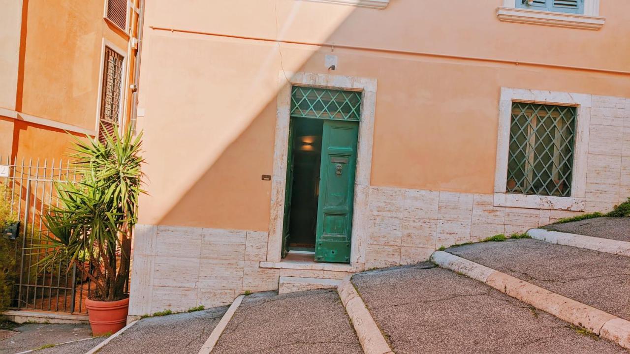 Trevi President'S Apartment Рим Екстериор снимка