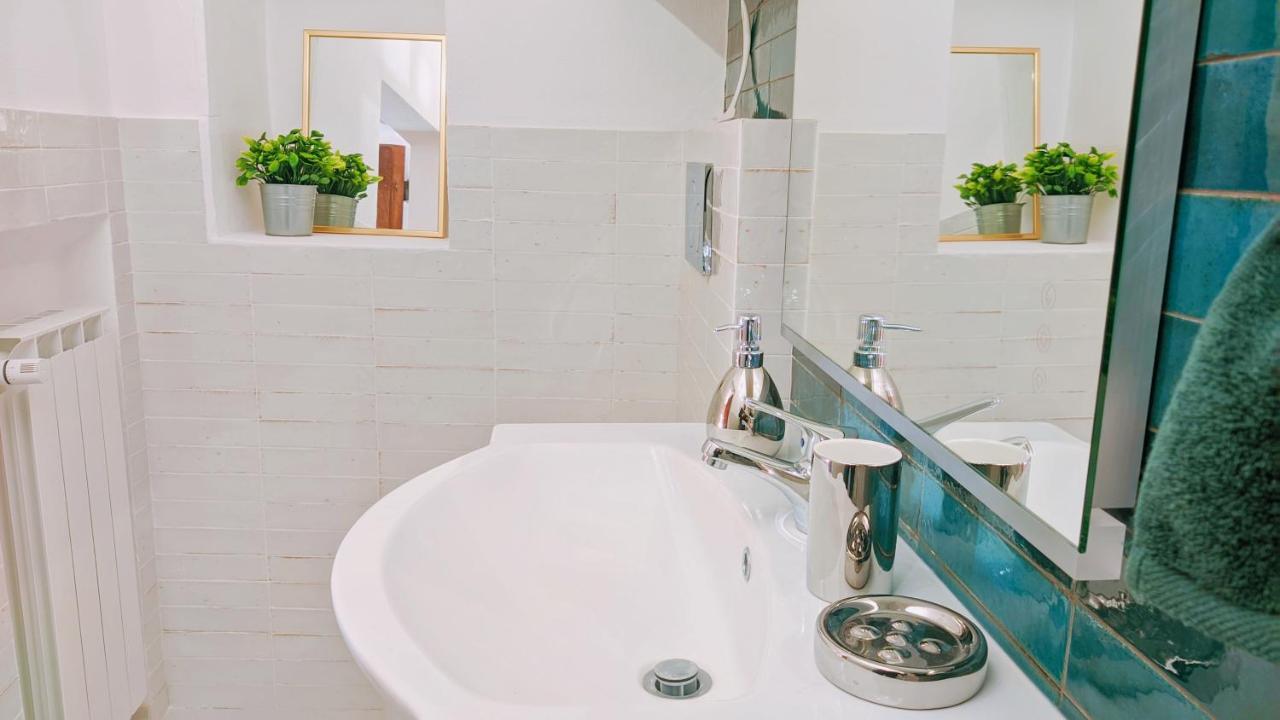 Trevi President'S Apartment Рим Екстериор снимка